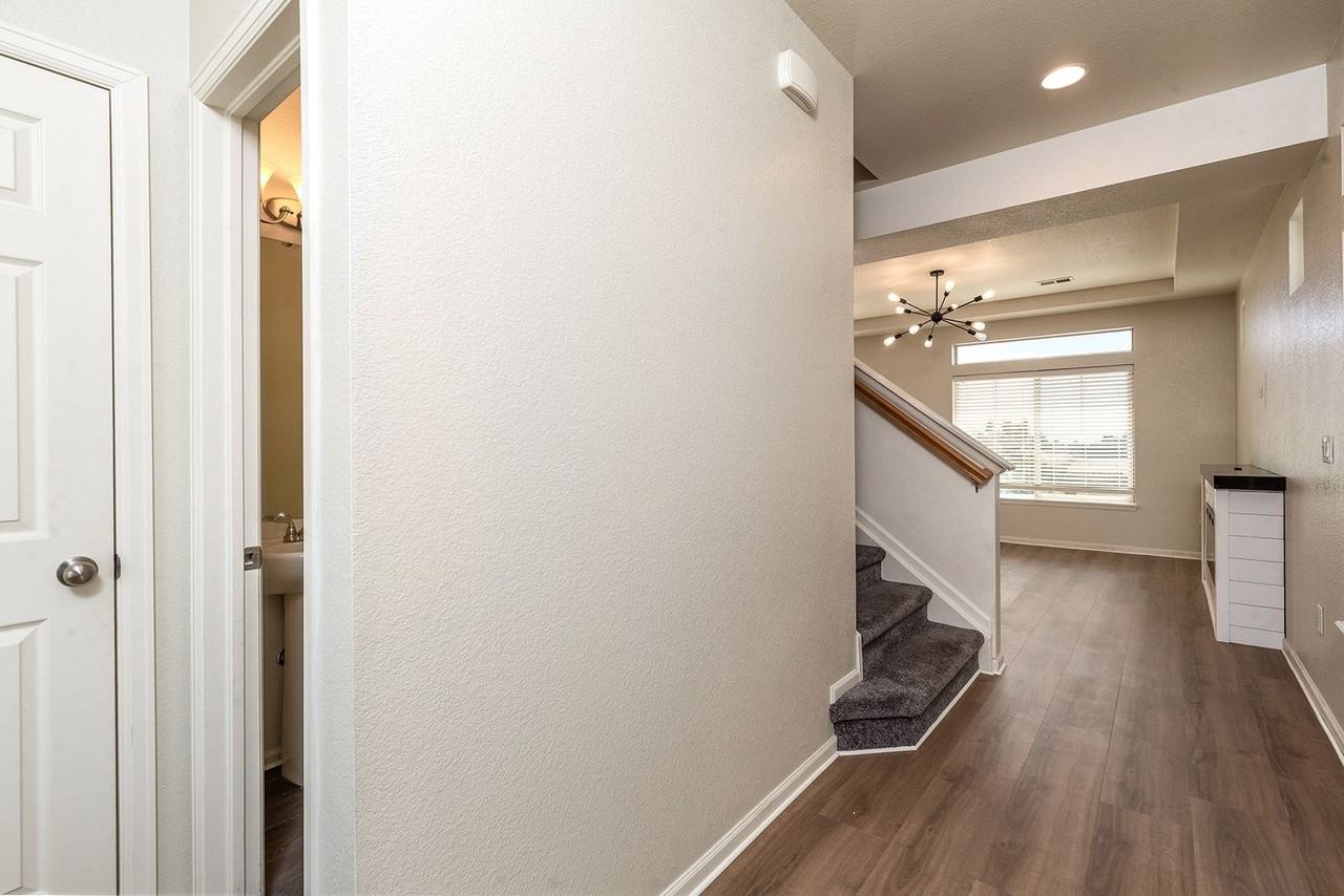 Longleaf Ln - Photo 3 of 29