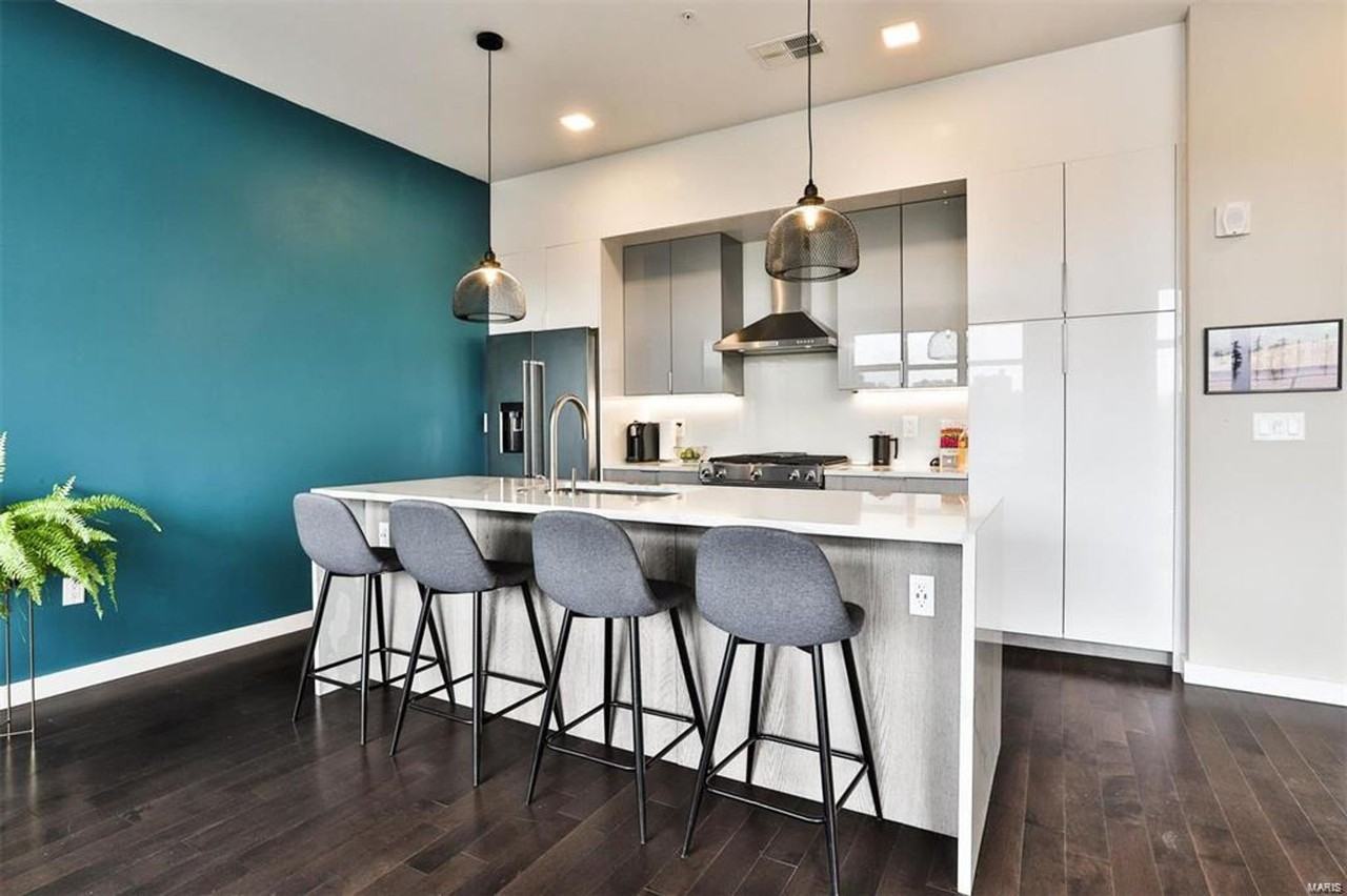 4101 Laclede Ave #403 - Photo 4 of 14