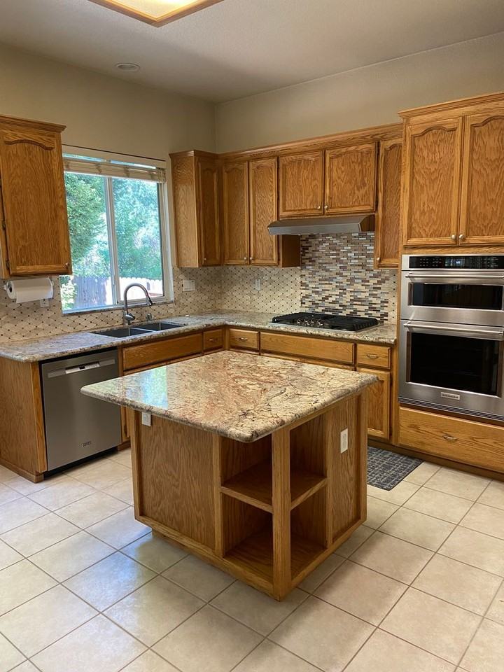845 Densmore Way - Photo 2 of 25
