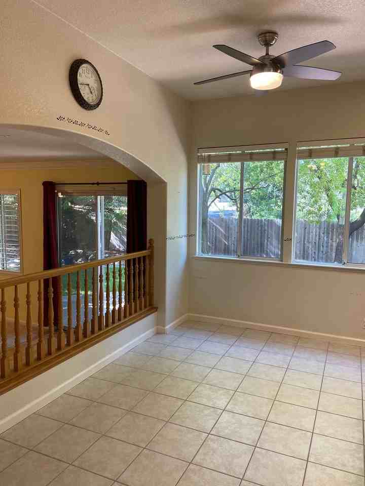 845 Densmore Way - Photo 4 of 25