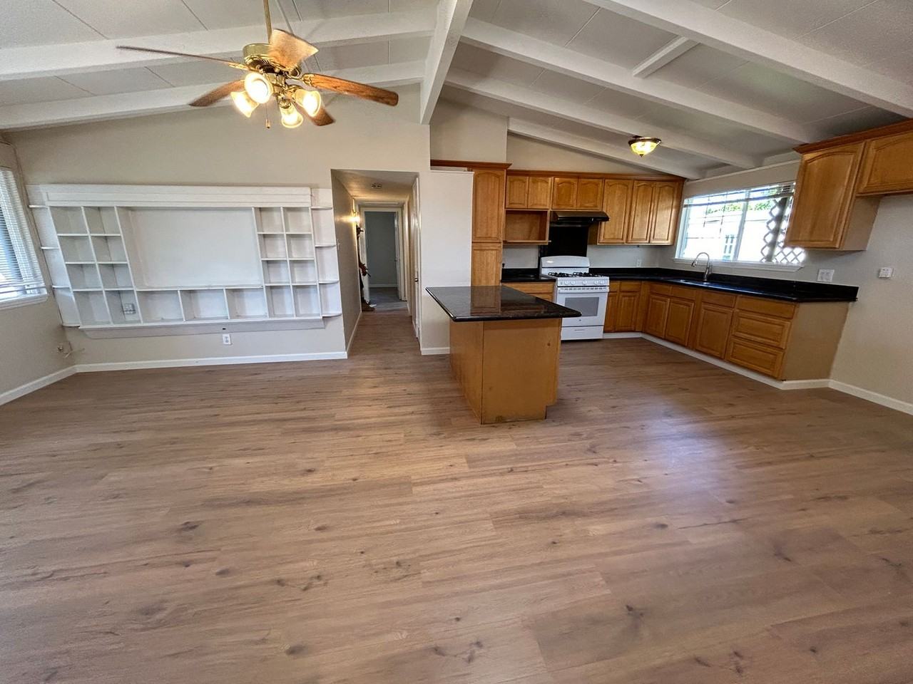 1828 Biscayne Way - Photo 2 of 9