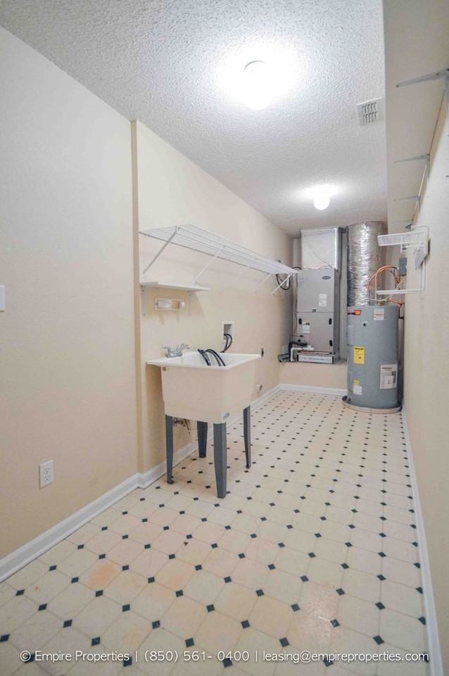 3510 Bankhead Ct - Photo 3 of 50