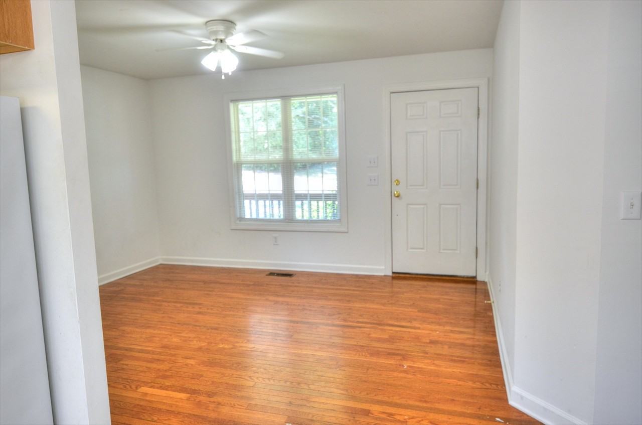 2300 Redbird Ln - Photo 4 of 16
