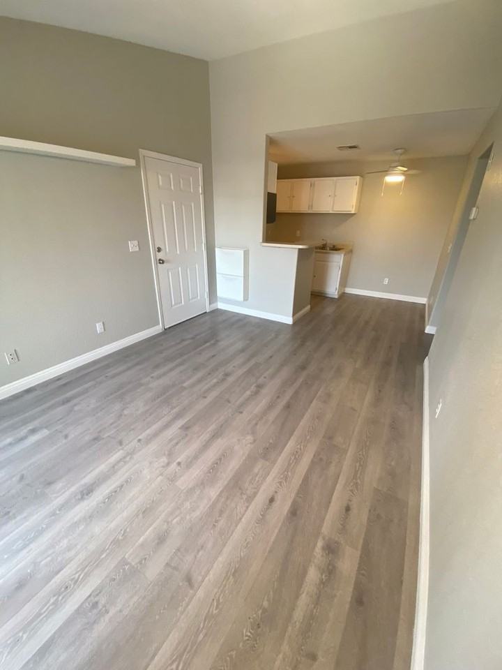 5271 Lindell Rd #202 - Photo 3 of 22