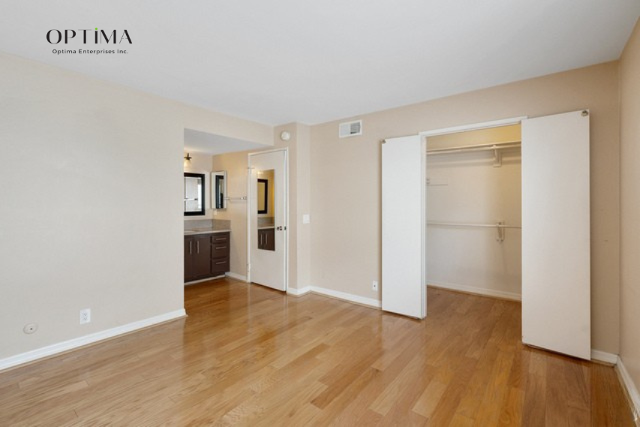 18411 Hatteras St - Photo 6 of 12