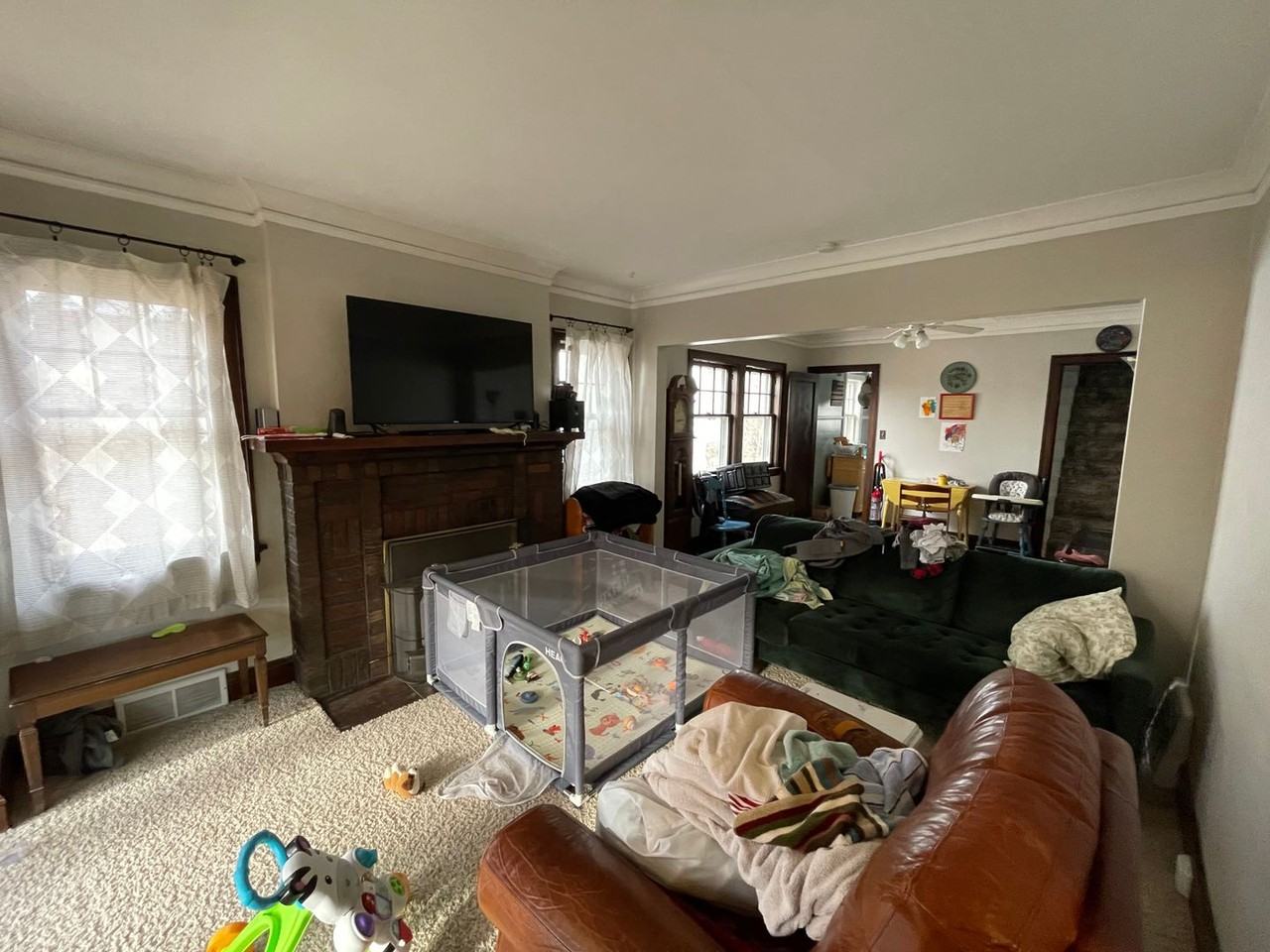 4629 W 6th St - Photo 3 of 34