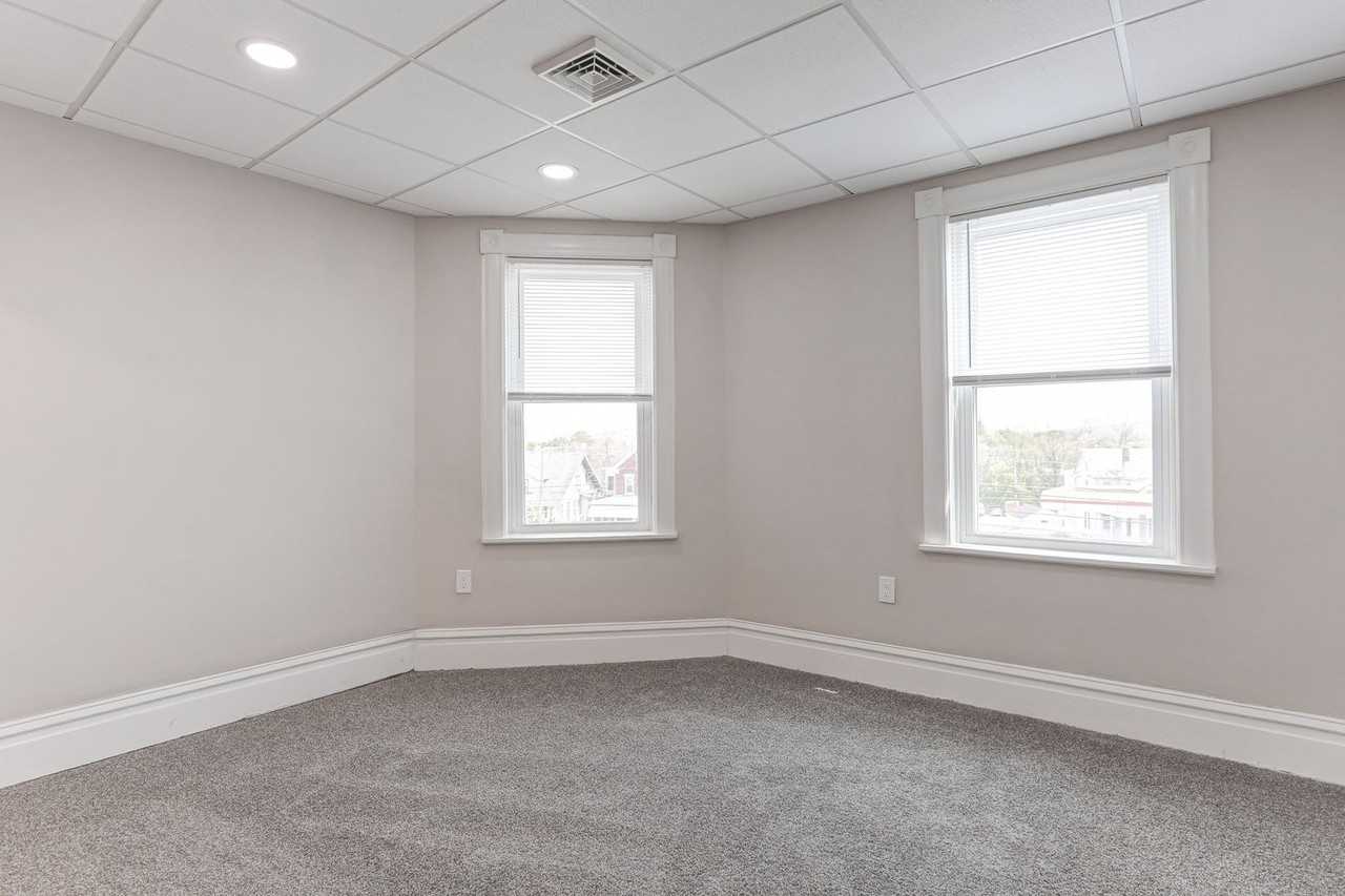 601 Market St - Photo 3 of 10