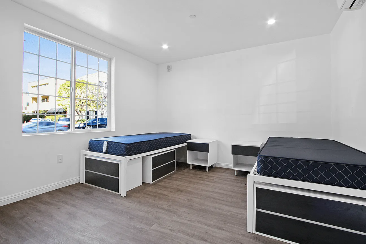 Orion 668 28th - Photo 7 of 16