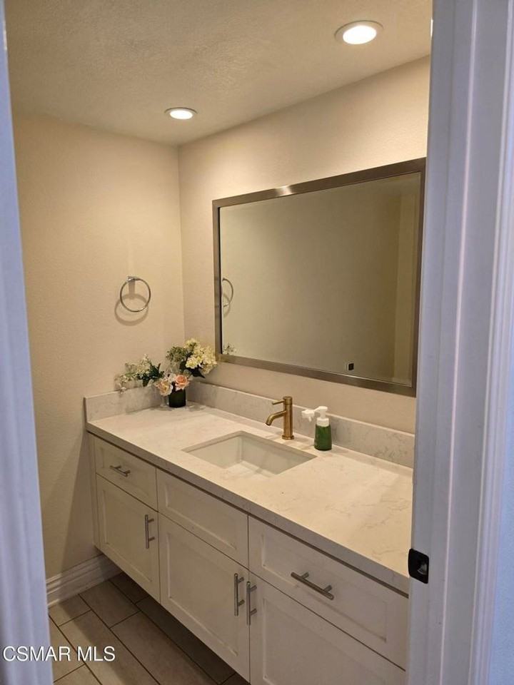 3017 Klamath Ave - Photo 7 of 15