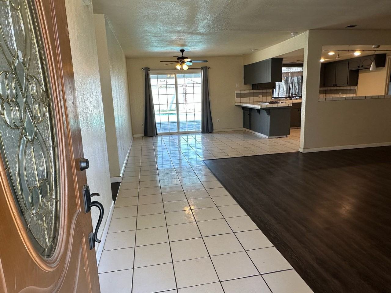 1364 E Carmelo Ave - Photo 3 of 26