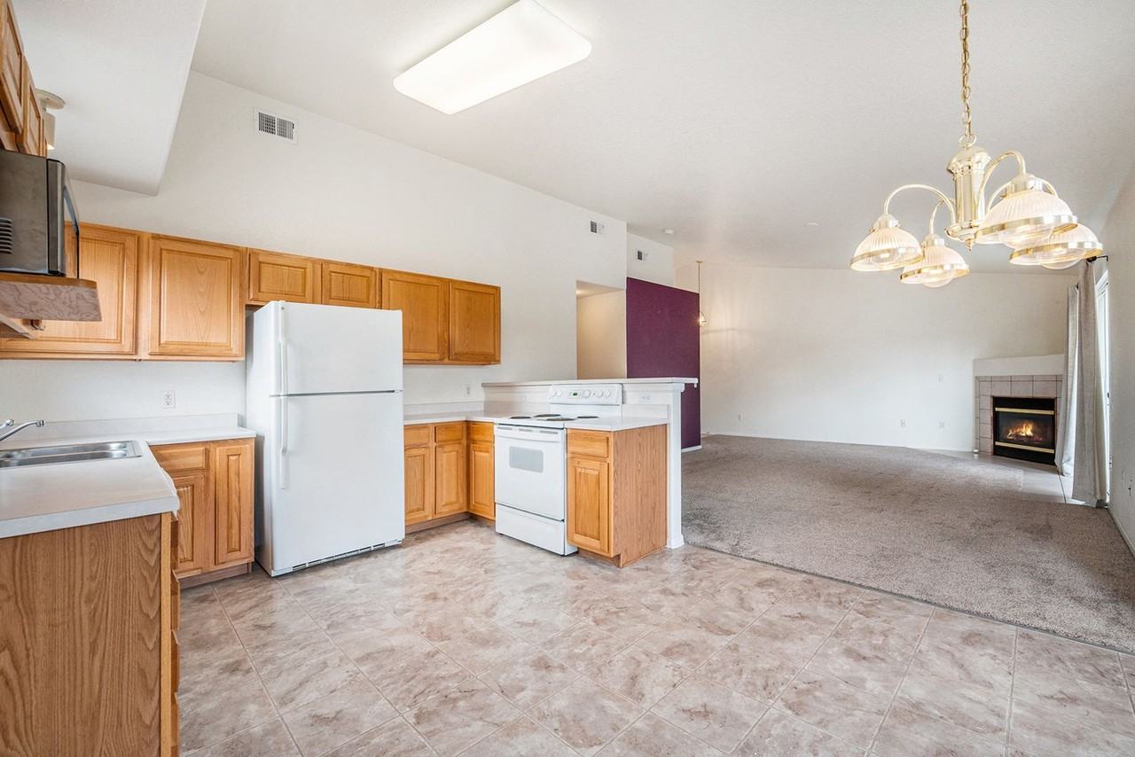 11640 W 62nd Pl #204 - Photo 3 of 10