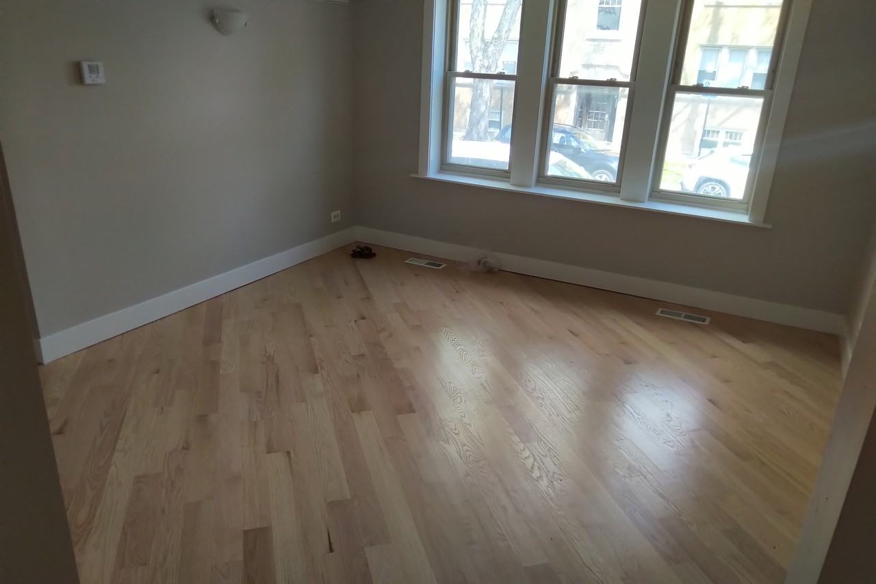 2449 W Ardmore Ave #1 - Photo 2 of 7