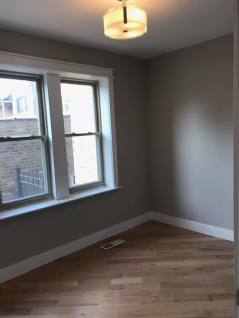 2449 W Ardmore Ave #1 - Photo 5 of 7