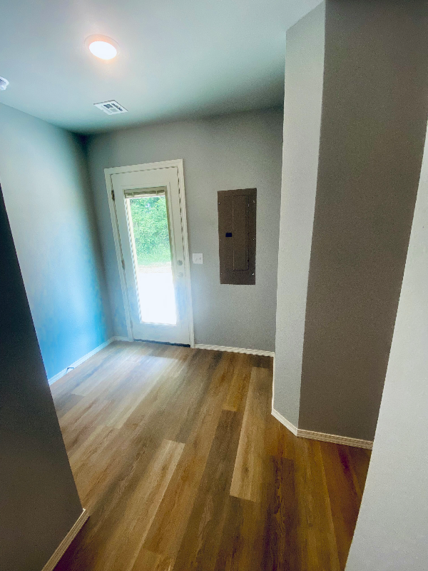 207 S Fairland Ave - Photo 3 of 20