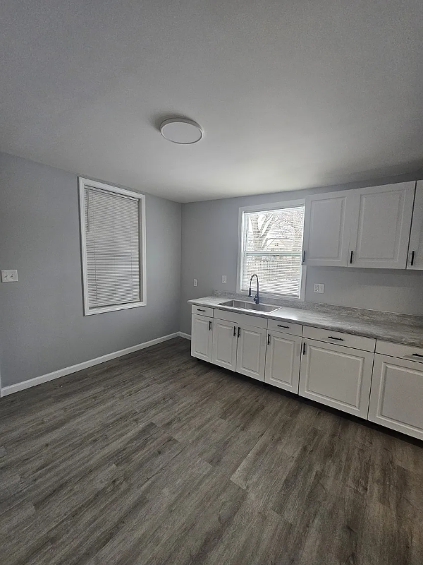 2901 Wade Ave #2 - Photo 3 of 9