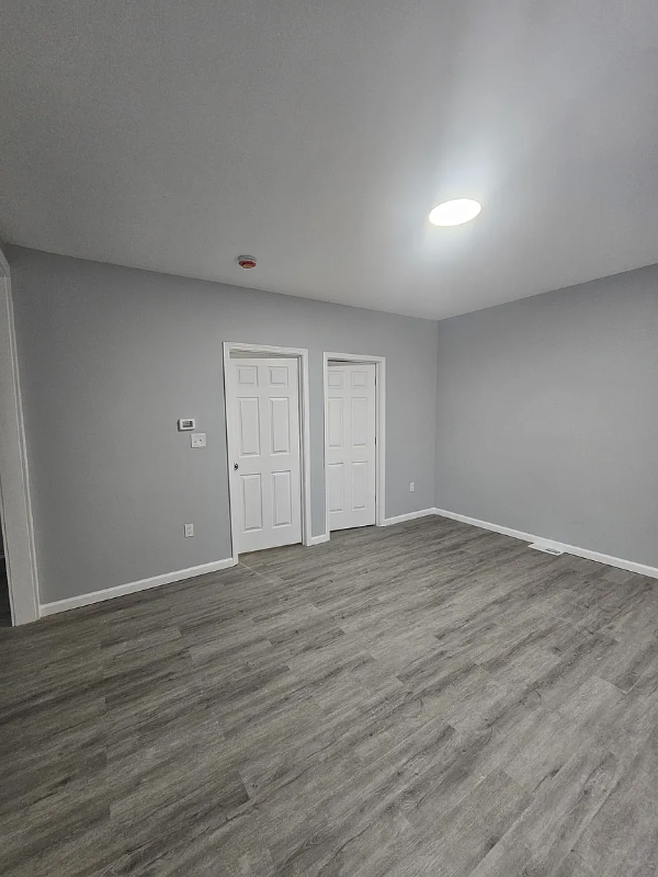 2901 Wade Ave #2 - Photo 6 of 9