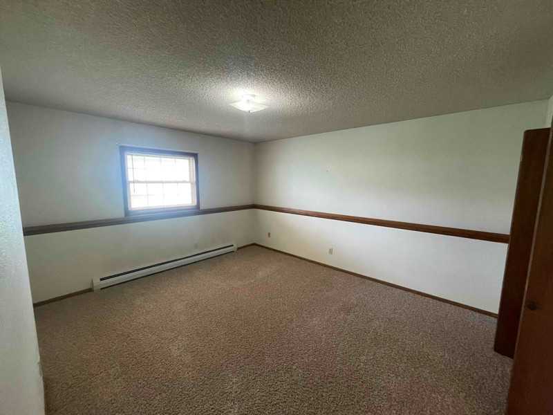 1924 Clubhouse Way #4 - Photo 4 of 11