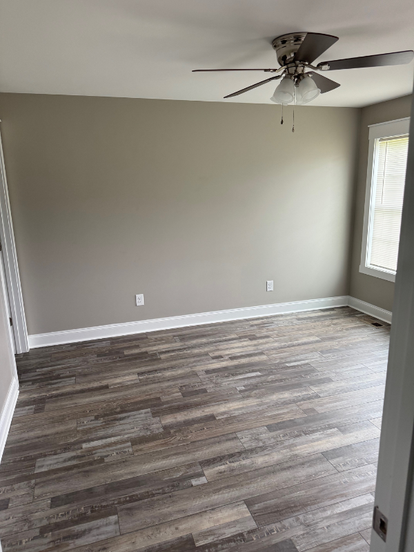 609 Fondel Ln - Photo 3 of 6