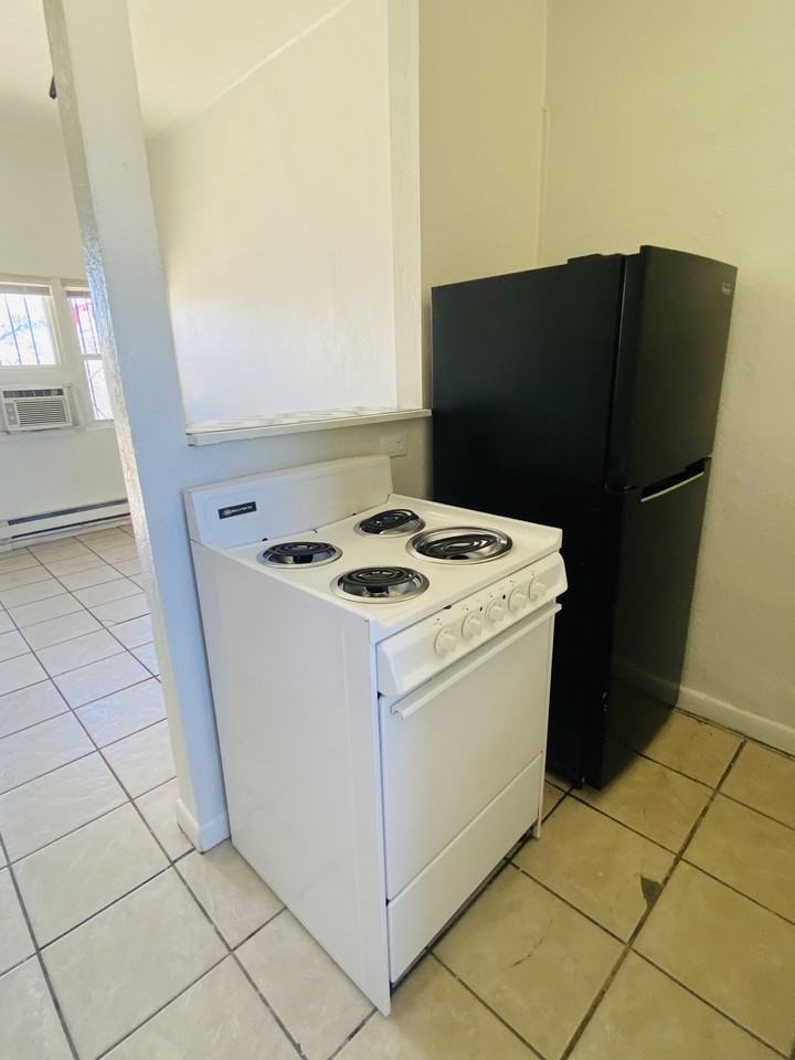 PM526 - 19 West Veterans Blvd - Photo 2 of 8