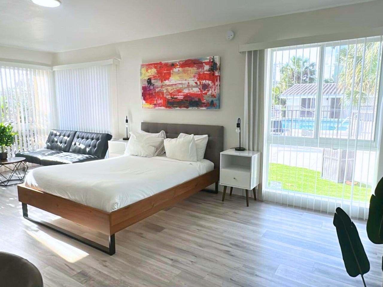 412 Sunset Drive - Photo 6 of 50