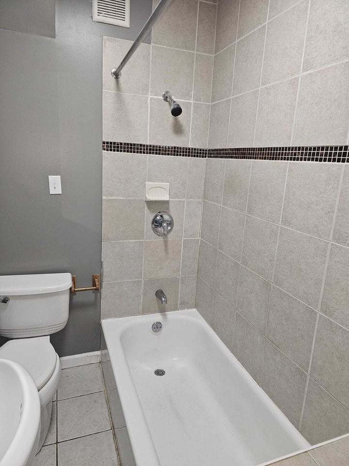 357 Pearl Street - Photo 3 of 36