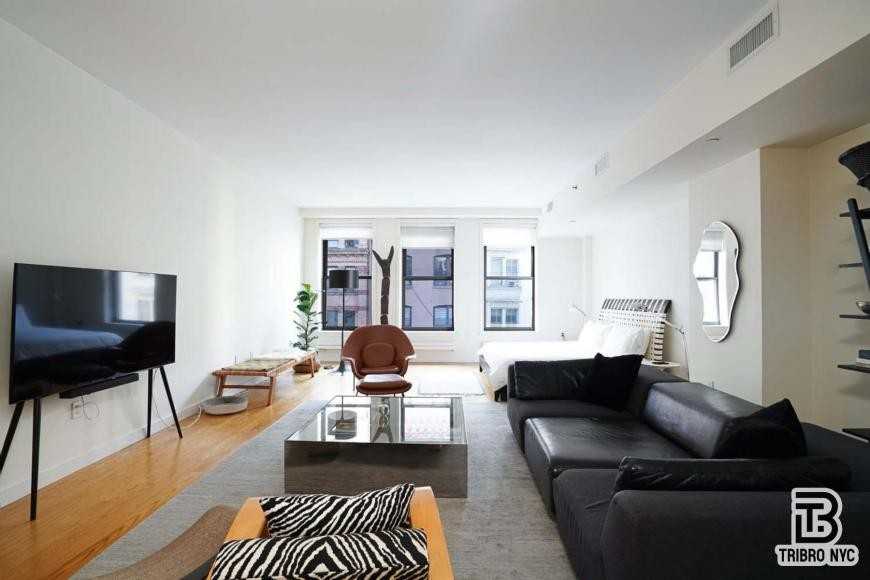 77 Reade Street - Photo 5 of 10