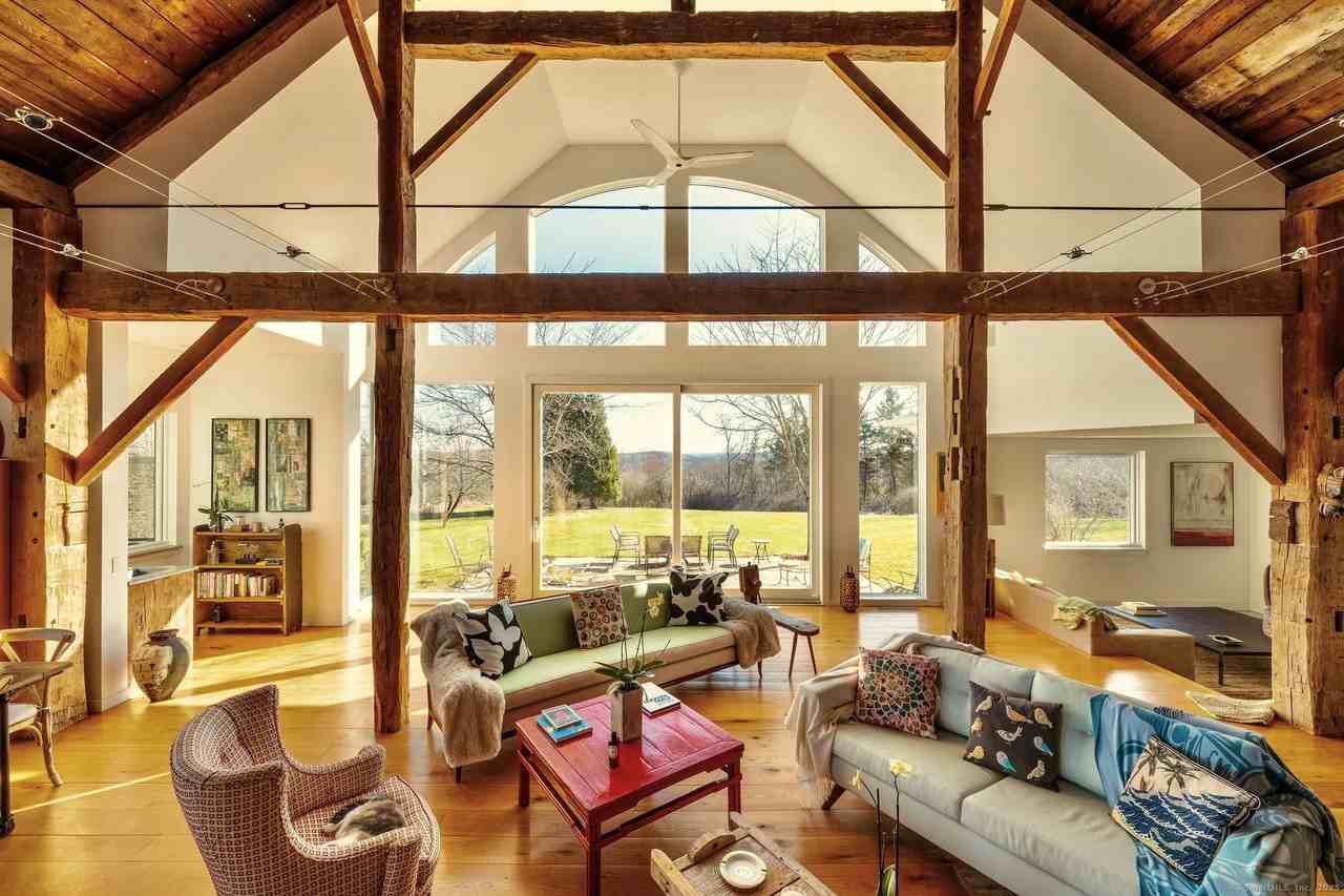 187 Old Mount Tom Rd - Photo 5 of 40