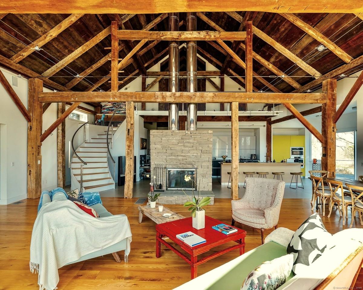 187 Old Mount Tom Rd - Photo 6 of 40