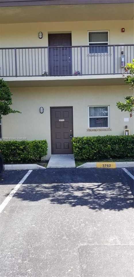 3752 Northwest 91st Lane #3752