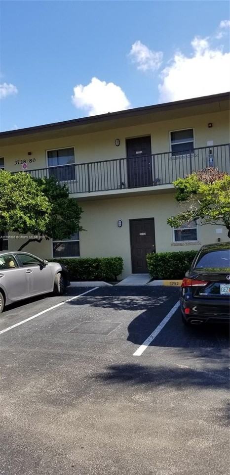 3752 Northwest 91st Lane #3752 - Photo 2 of 16