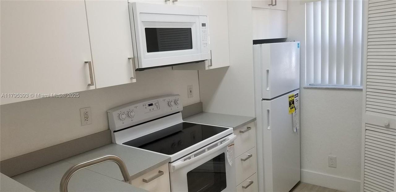 3752 Northwest 91st Lane #3752 - Photo 3 of 16