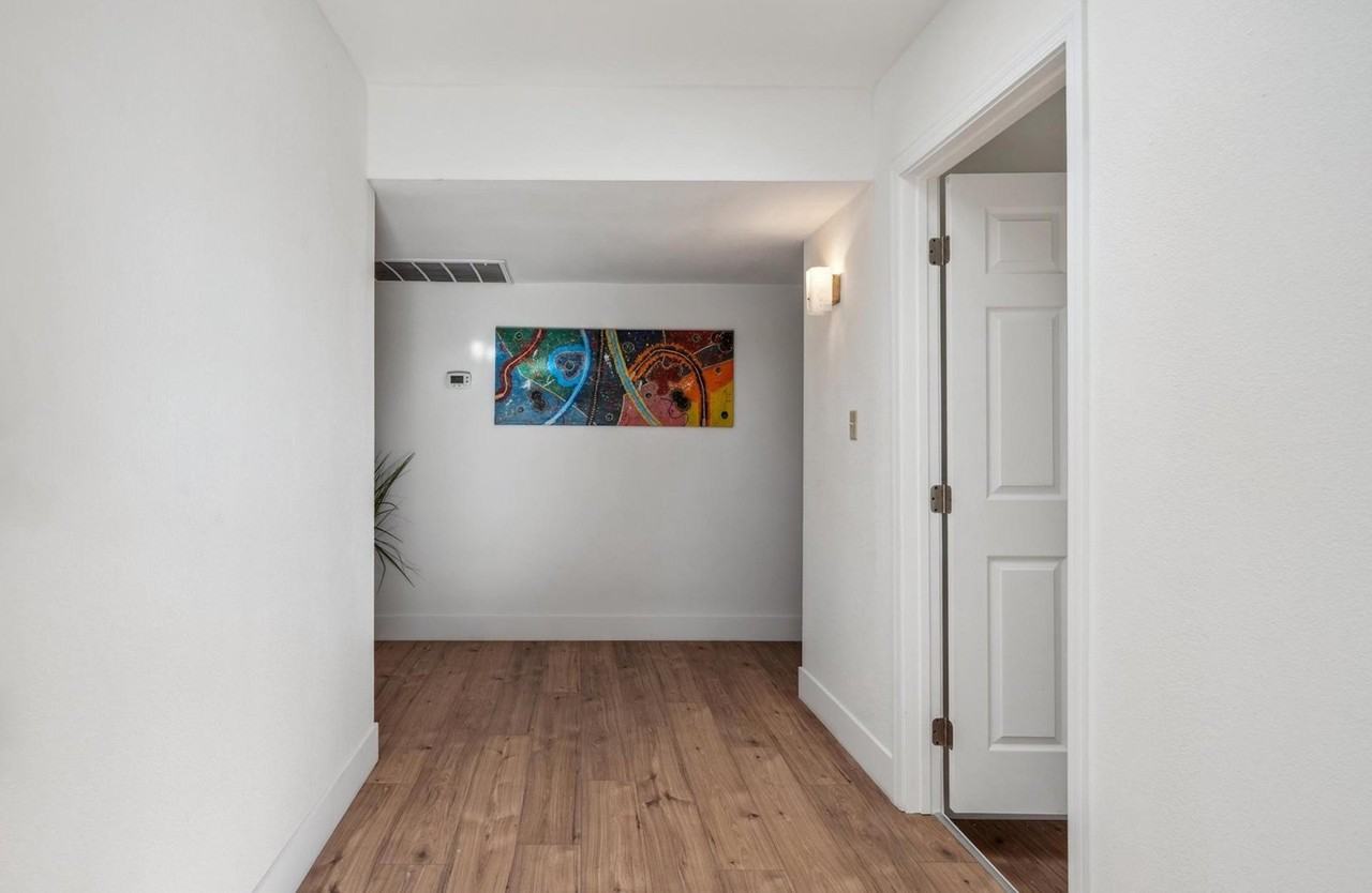 N 64th Ln - Photo 2 of 9