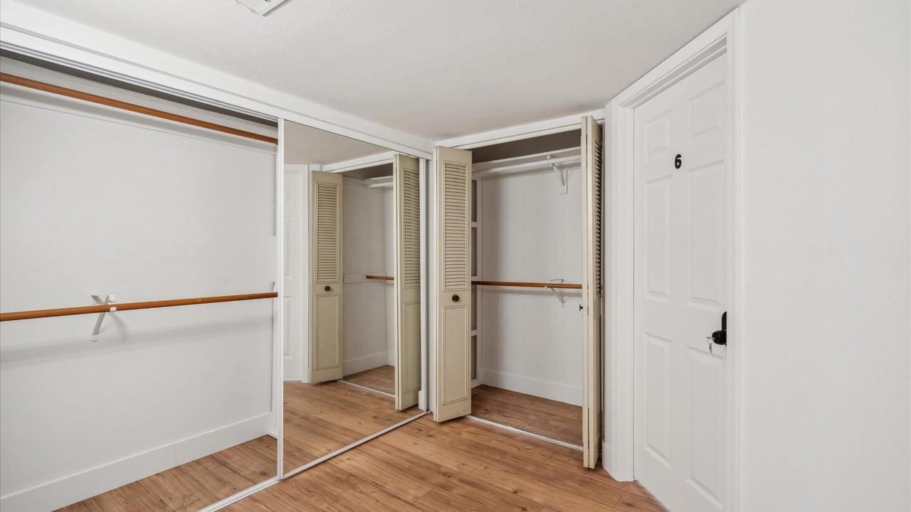 N 64th Ln - Photo 7 of 9