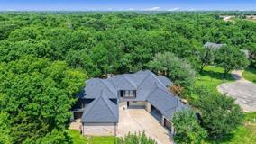 2910 Wellington Dr - Photo 1 of 1