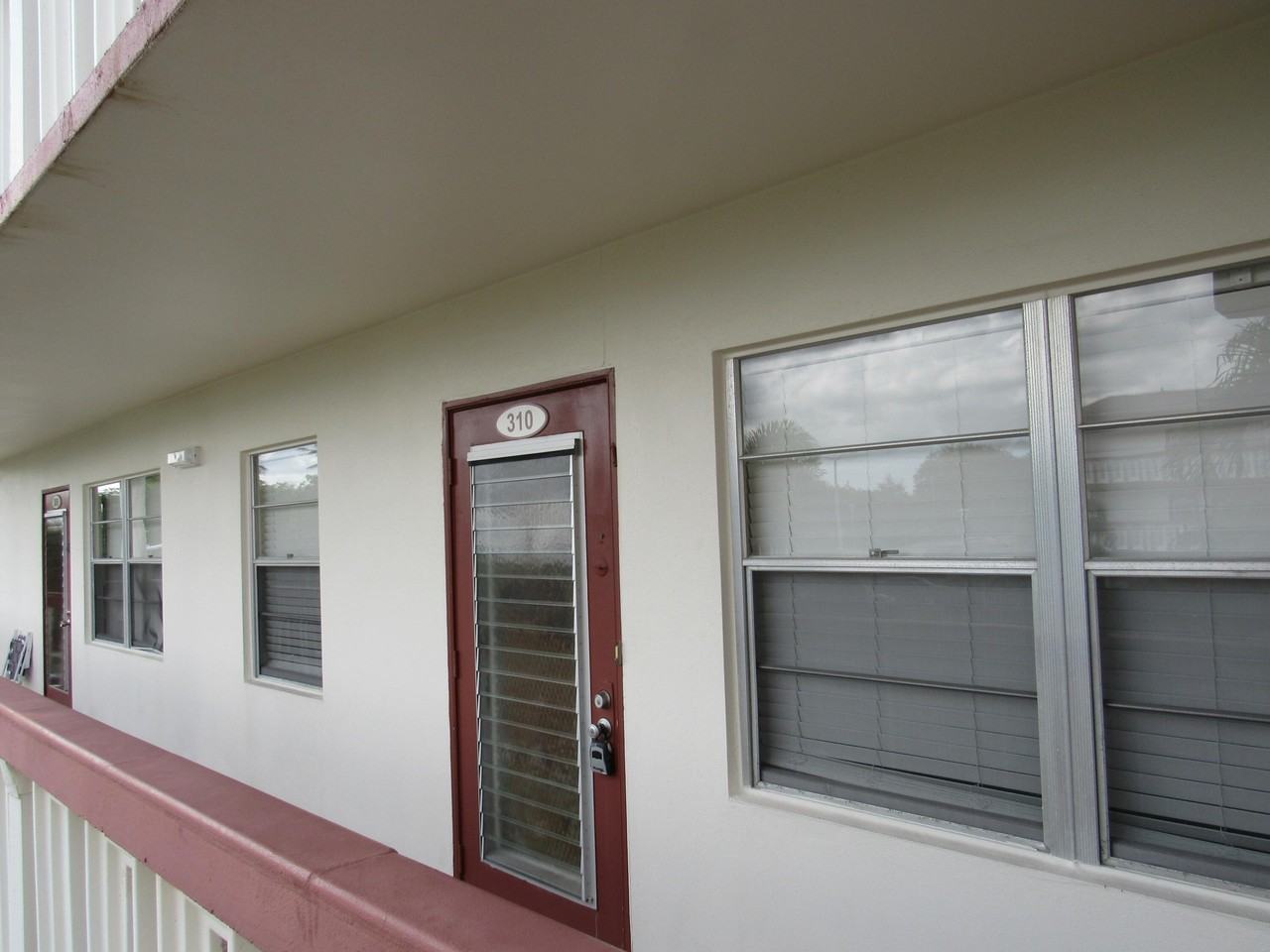 310 Brighton H - Photo 6 of 41