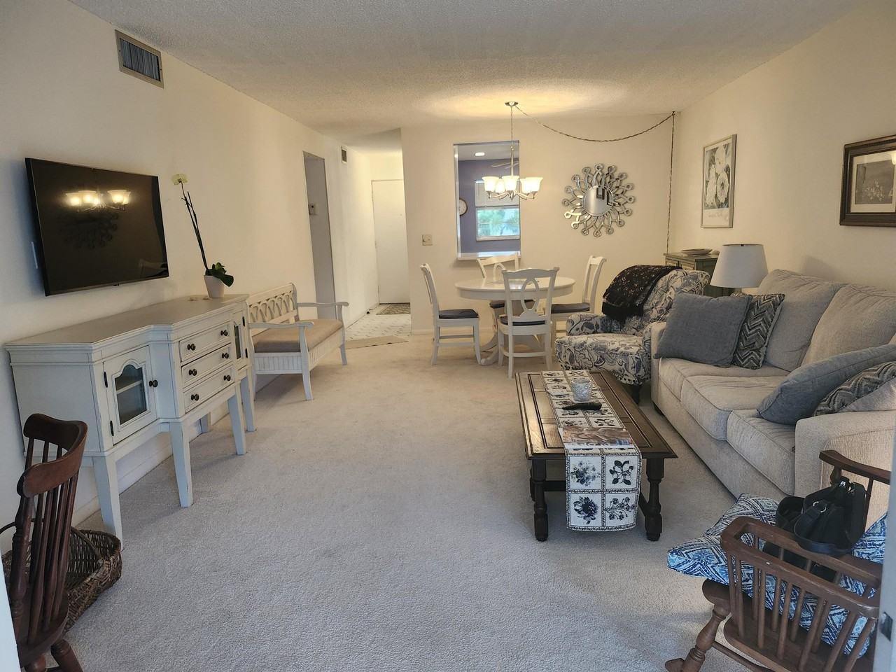 330 Ne 26th Ave #212 - Photo 3 of 31