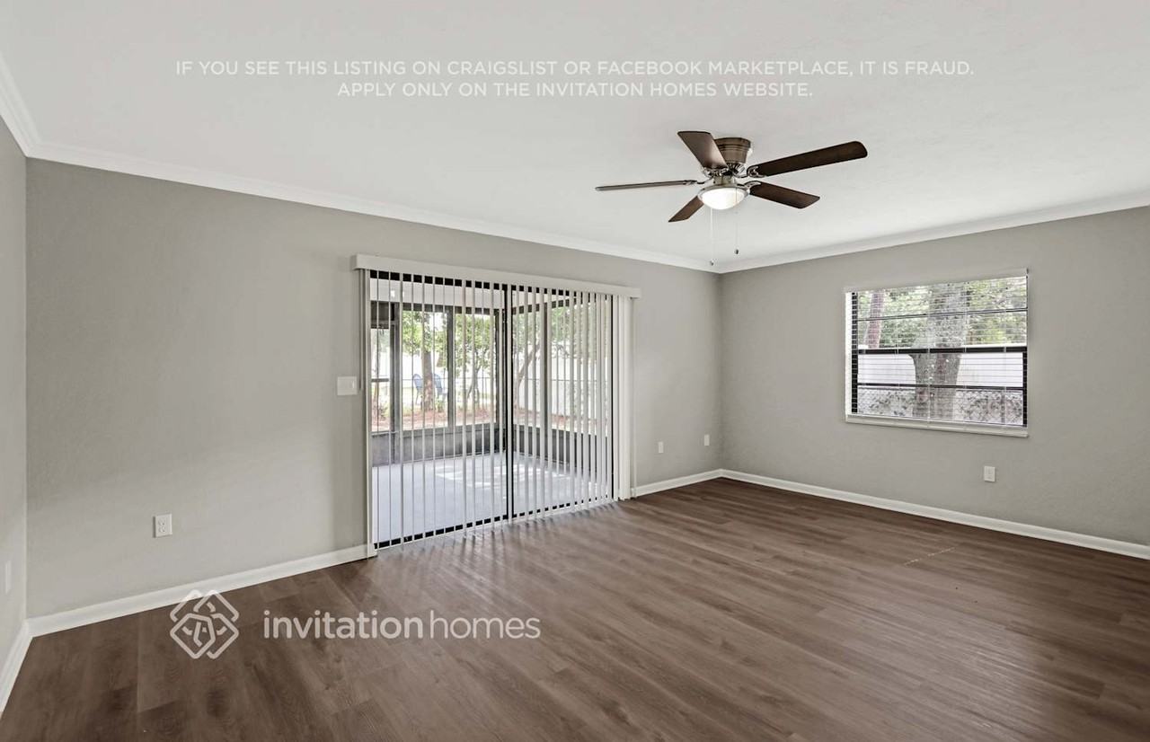 10419 Keystone St - Photo 3 of 28