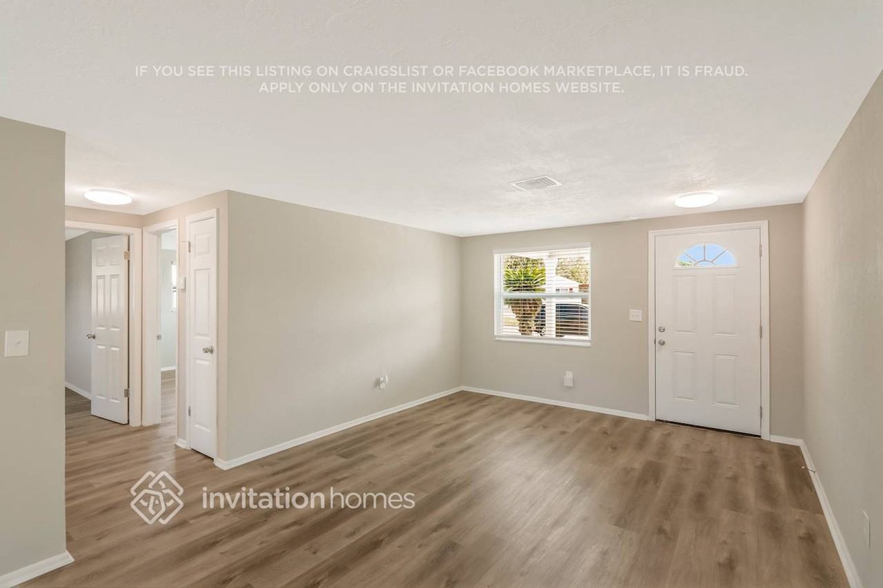 7321 Buchanan Dr - Photo 4 of 23