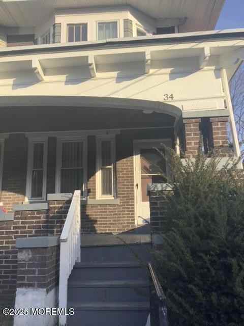 34 Bryn Mawr Ave - Photo 2 of 19