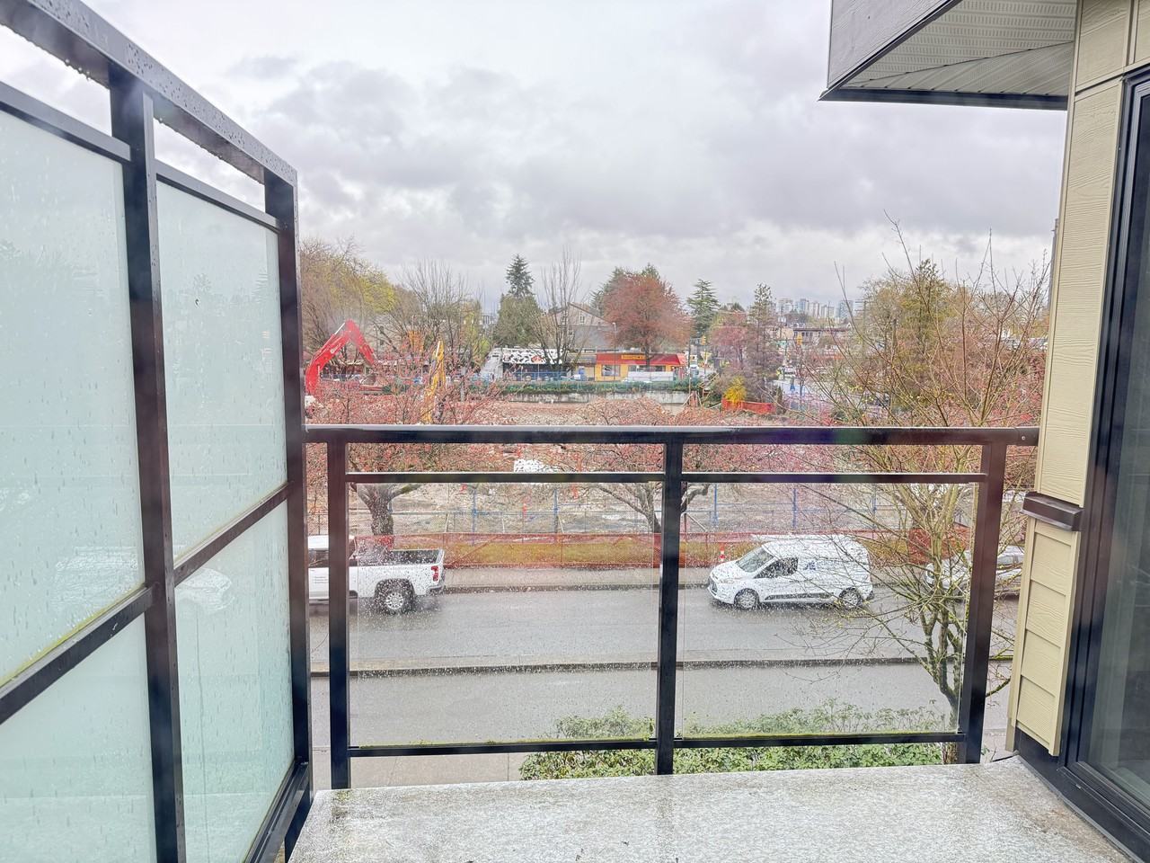 1918 York Ave - Photo 2 of 26