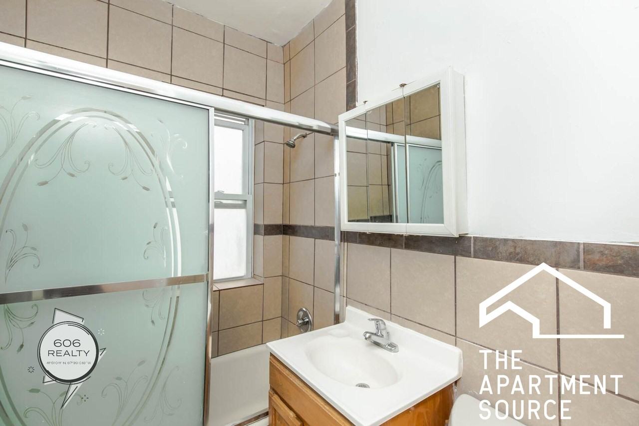 2801 N Keating Ave #309 - Photo 4 of 5