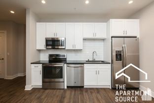 3833 N Broadway St #320 - Photo 1 of 1