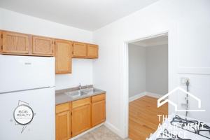 featured image of 5912 W 26th St #2A