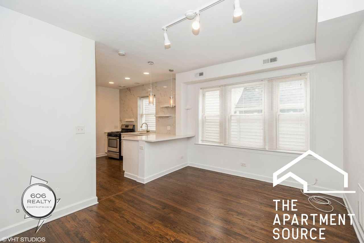 2724 W Logan Blvd #2 - Photo 3 of 6