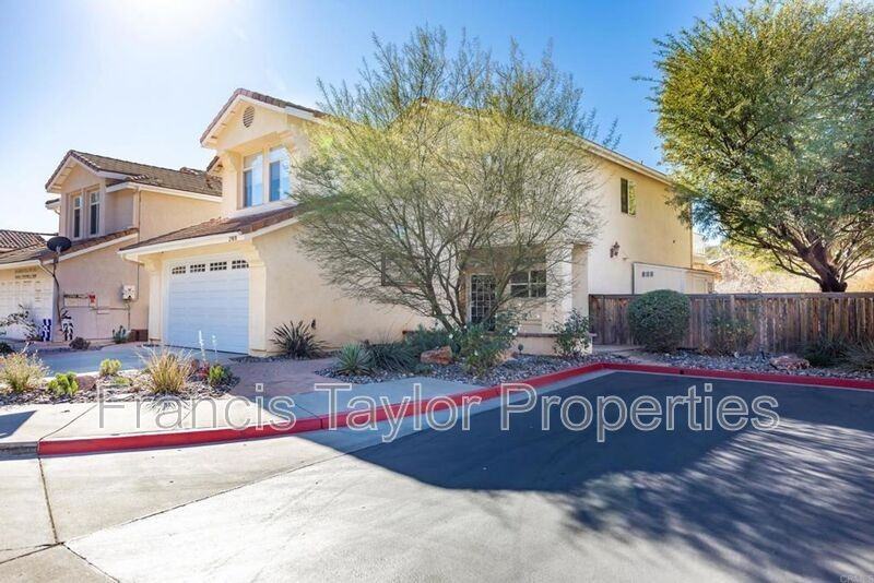 29870 Platanus Dr - Photo 3 of 32