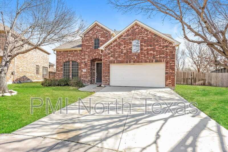 2541 Indian Hills Dr - Photo 2 of 26