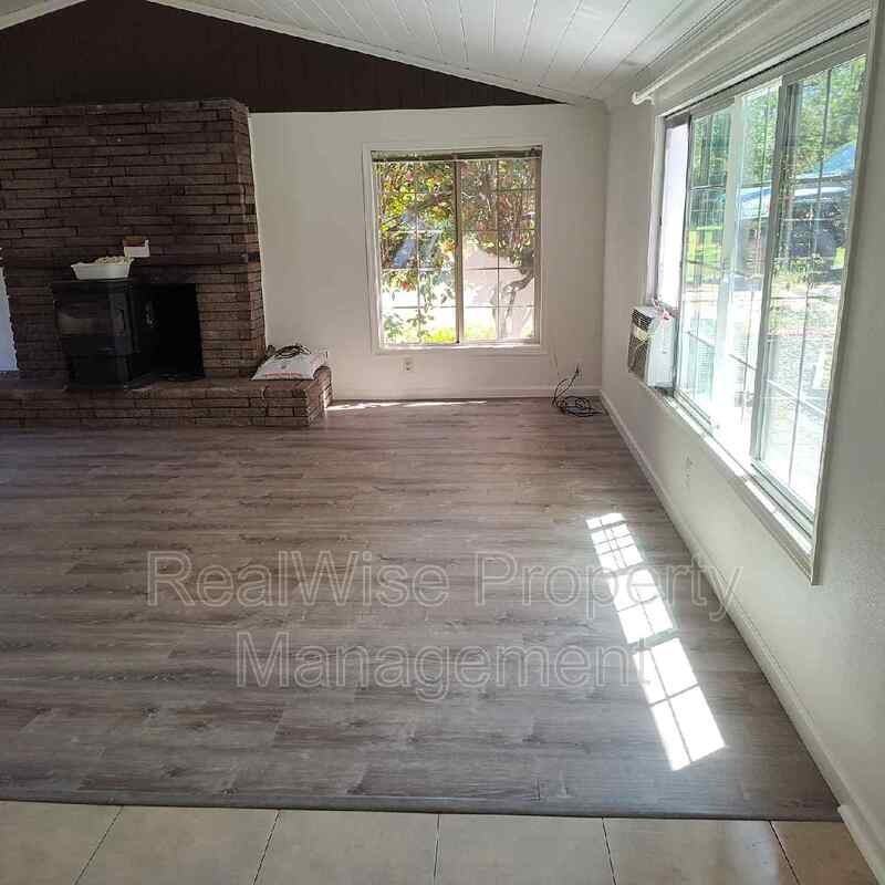 853 River Bend Rd - Photo 3 of 15