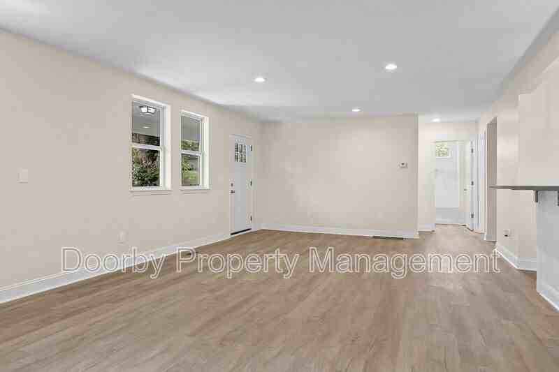 501 Reads Lake Rd - Photo 3 of 25