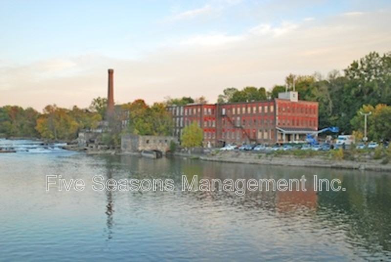 9 Chase St - Photo 2 of 19