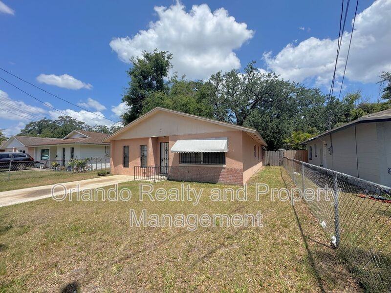 605 Indiana St - Photo 2 of 24